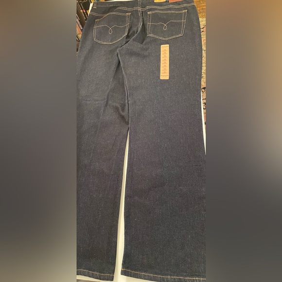 Lauren Jeans Co. R. Lauren Classic Boot Cut Stretch. Dark Wash .Size 16 X 31 NEW - Picture 12 of 14